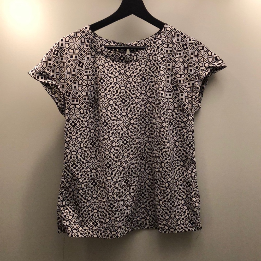 Pattern Top - Picture 2 of 5